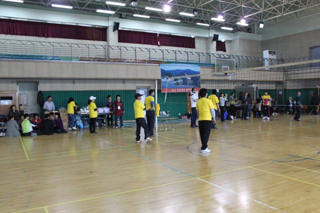 중앙학군 춘계체육대회겸 회제4회 회장위취임식 11년4월17일 088.jpg