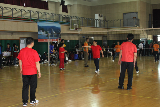 중앙학군 춘계체육대회겸 회제4회 회장위취임식 11년4월17일 125.jpg