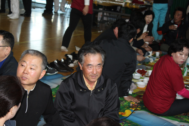 중앙학군 춘계체육대회겸 회제4회 회장위취임식 11년4월17일 144.jpg